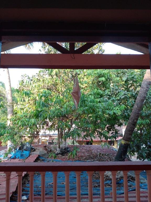 1 bhk ff wi-fi, inverter, parking nr Baga Beach Apartment in Baga