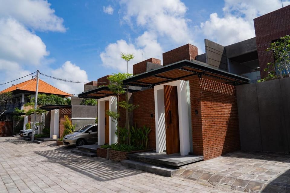 Cozy 1BR Pool Villa with Lush Garden in Jimbaran Villa in Kuta Selatan