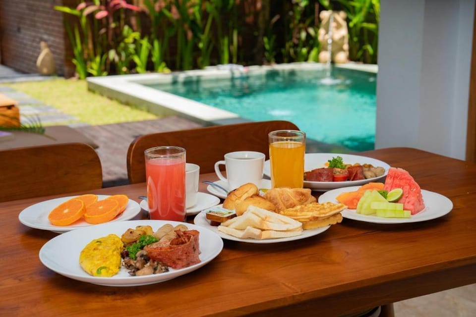 Cozy 1BR Pool Villa with Lush Garden in Jimbaran Villa in Kuta Selatan