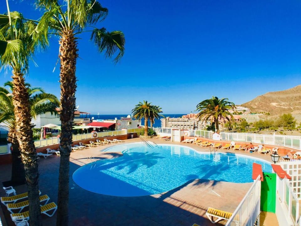 Ocean view sunset terrace near Anfi del Mar  Apartment in Comarca Sur