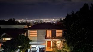 PROMO! Villa DagorResor Wisata 40peopl PrivatePool Villa in Bandung