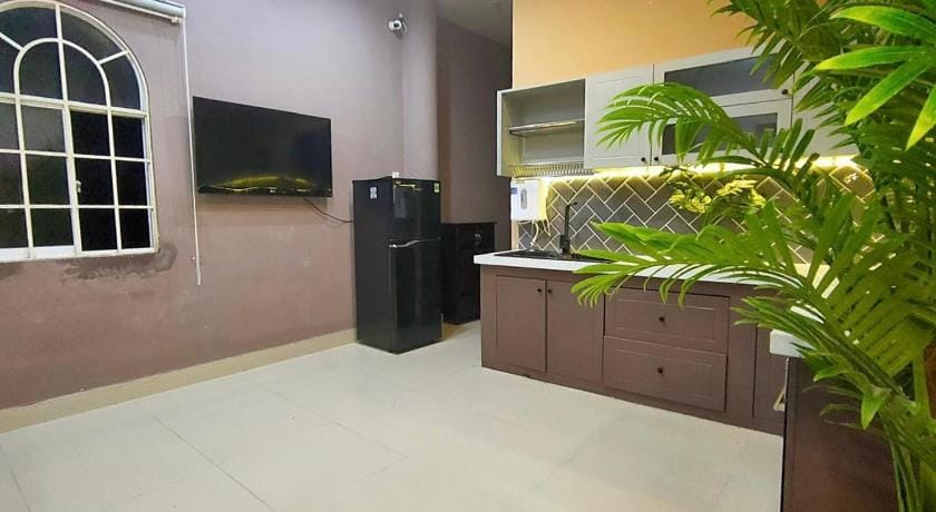 1 Bedroom Hotel Homestay Hostel in Nha Yen, Can Tho Apartment in Cambodia