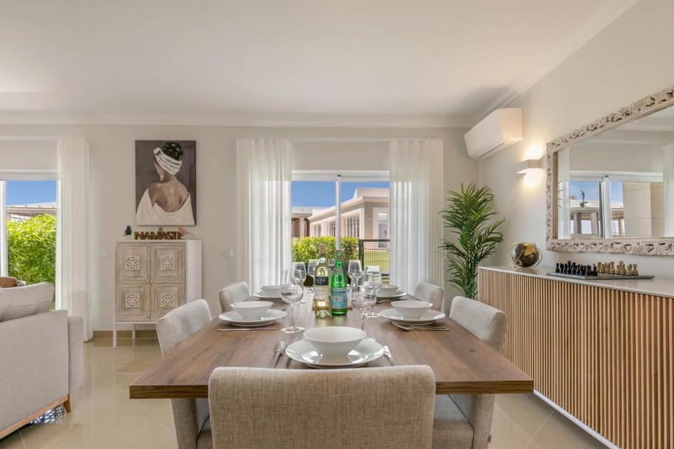 Casa Estrella at Bayview Village Apartment in Luz