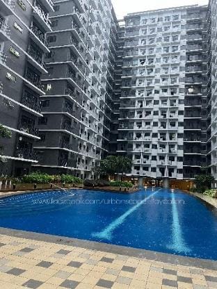 Newly furnished 1BR w/ Balcony Shore 3 Residences Apartment in Pasay