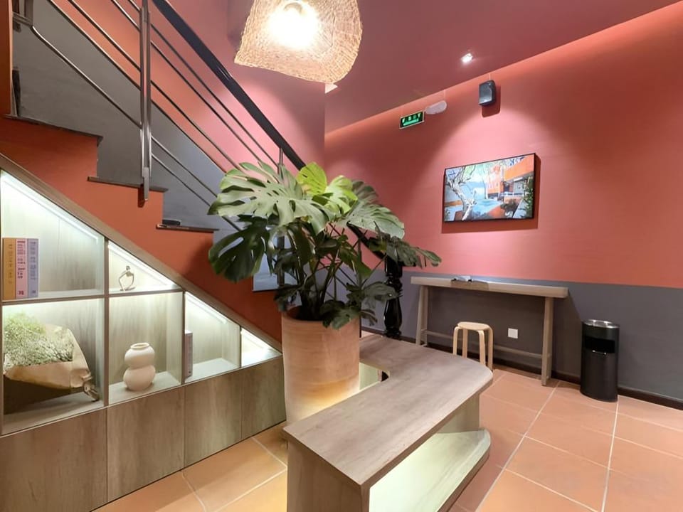 Kin Wander Tan Phong, The Moonage Apartment in Ho Chi Minh City