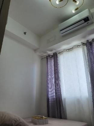 Stylish 1BR Condo @SM Southmall 100mbps Netflix D+ Apartment in Las Pinas