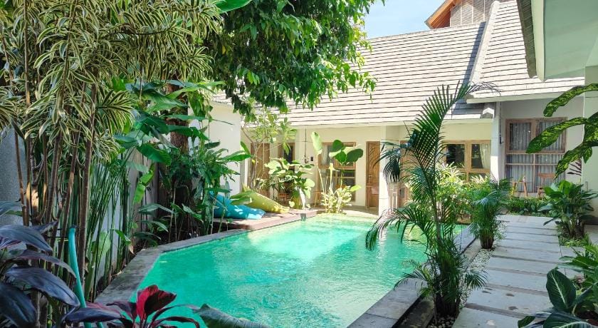 Manuver Jimbaran Surf and Stay Hotel in Bali