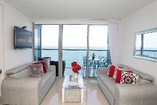Beautiful . Incredible Ocean Views, Morros City Apartment in Cartagena
