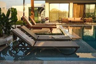 Ashta / Minimal Suite Isıtmalı kapalı havuzlu Villa in Fethiye