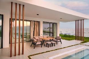 Ashta Suites / Color Block Villa in Fethiye