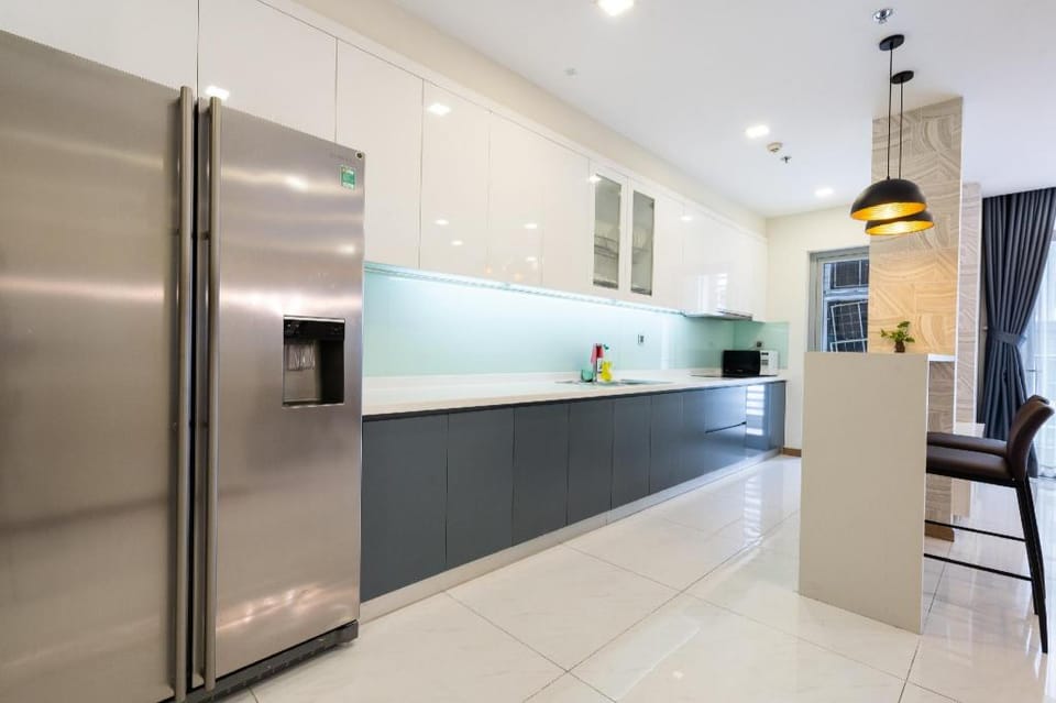  Accommodation For Families- Vinhome Central Park Apartment in Ho Chi Minh City