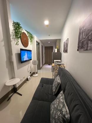 JV8 Condo at Fame Residences Tower 2 Mandaluyong Vacation rental in Mandaluyong