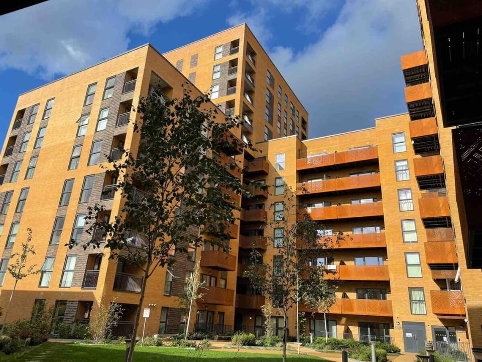 Acton Prestige Penthouse Vacation rental in London Borough of Ealing