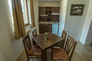 Ideal StayInn Banderitsa Studio for your ski holiday, 2 guests Apartment in Bansko