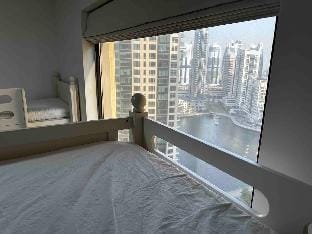 B08 Luxury female Bed Space JBR | Metro, Pool, Gym Apartment in Dubai