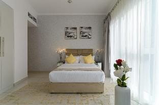 OSKENA Homes-Magical View Two Bedroom Marina Apartment in Dubai