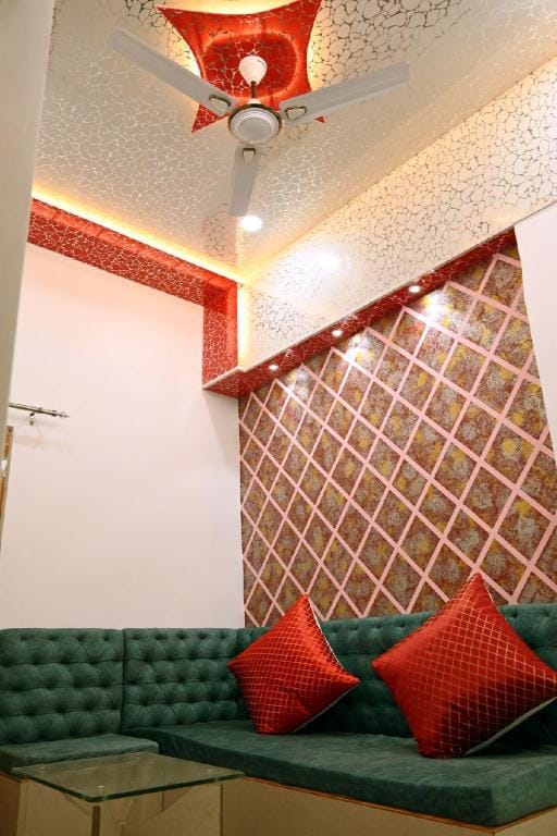 Luxury Home Stays In Varanasi By Madhi Basera Vacation rental in Varanasi