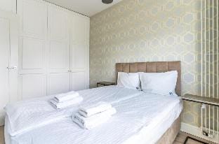 Golden Apartments Warsaw - Mennica Residence Apartment in Warsaw