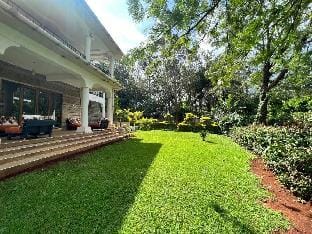 The Palace Inn, Karen Bed and Breakfast in Nairobi