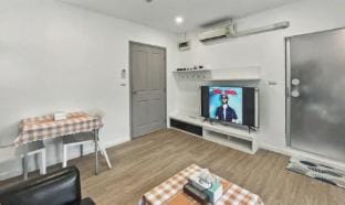 Top Floor One Br Apartment Between Patonghkt City Apartment in Kathu