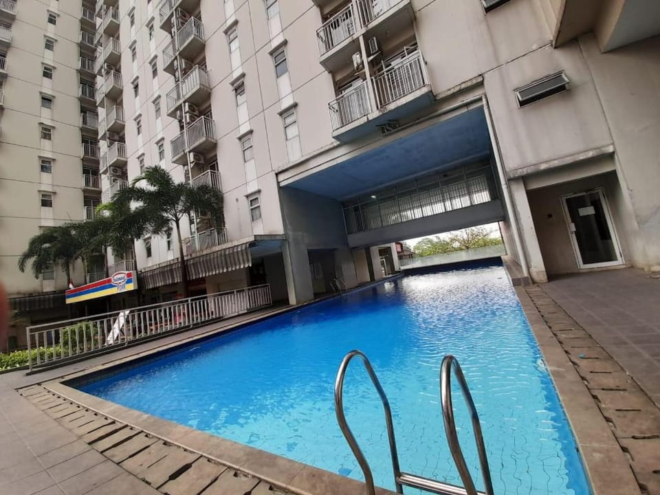 Greenroom Apartemen Bogor Valley Hotel in West Java