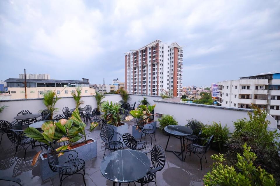 FabHotel Holiday Suites Hotel in Benaulim