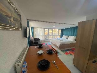 Taksim Buen Suites Floor 4 Apartment in Istanbul