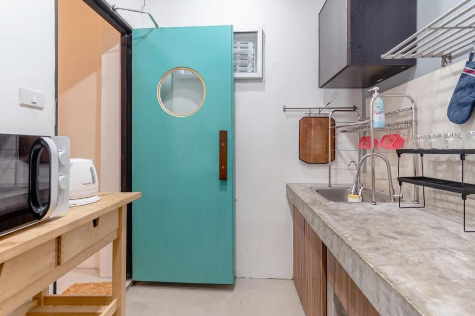 Happy Nest-Spacious 2 Bedroom House in Central BKK Vacation rental in Bangkok