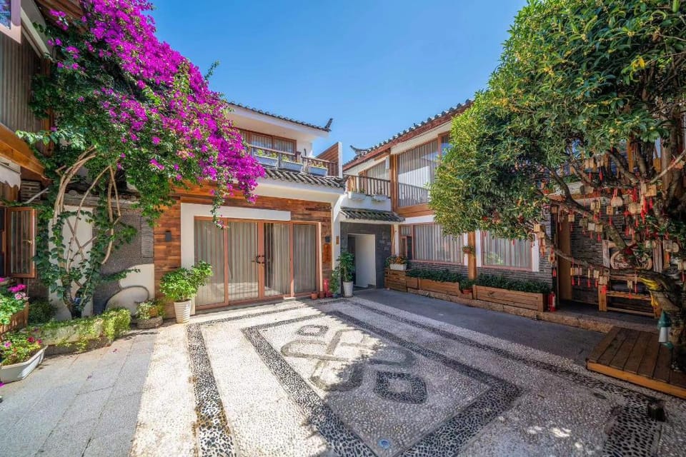 Guesam Cloud Light Tibet Culture Inn Apartment in China