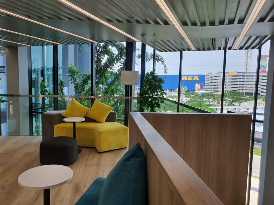 Two bed IKEA MegaBanga 5 minutes walk Dprep Intern Apartment in Bangkok