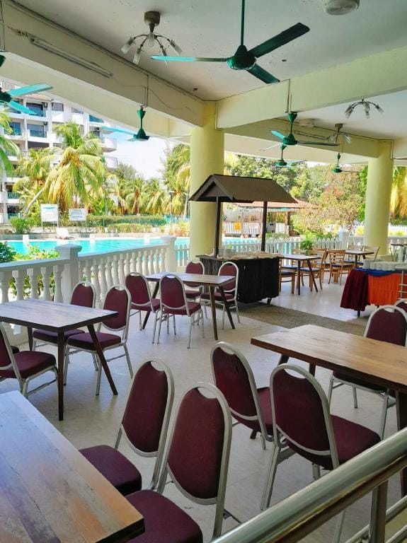 Ground Floor Doorstep to beach walk, 1-10 pax  Vacation rental in Port Dickson