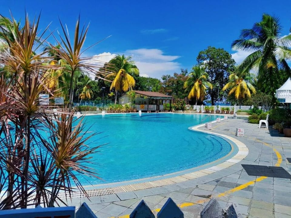 Ground Floor Doorstep to beach walk, 1-10 pax  Vacation rental in Port Dickson