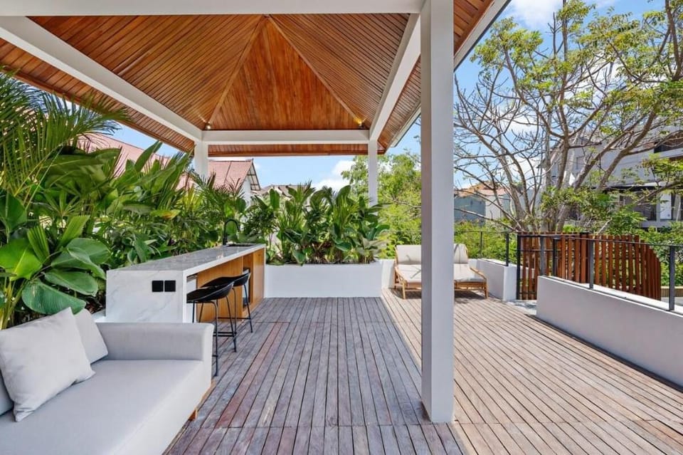 Red Sunset Villa by Betterplace Villa in North Kuta