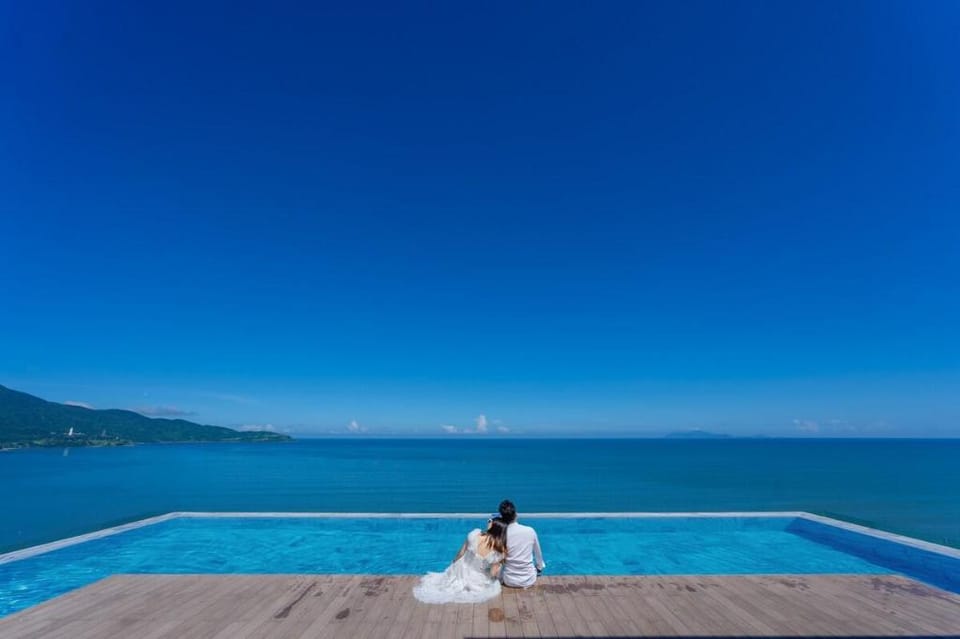 View Sea from Bedroom with rooftop Pool| Free Gym Vacation rental in Da Nang