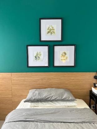 MRT Oasis. Sleek Serpong Garden Studio Apartment in West Java