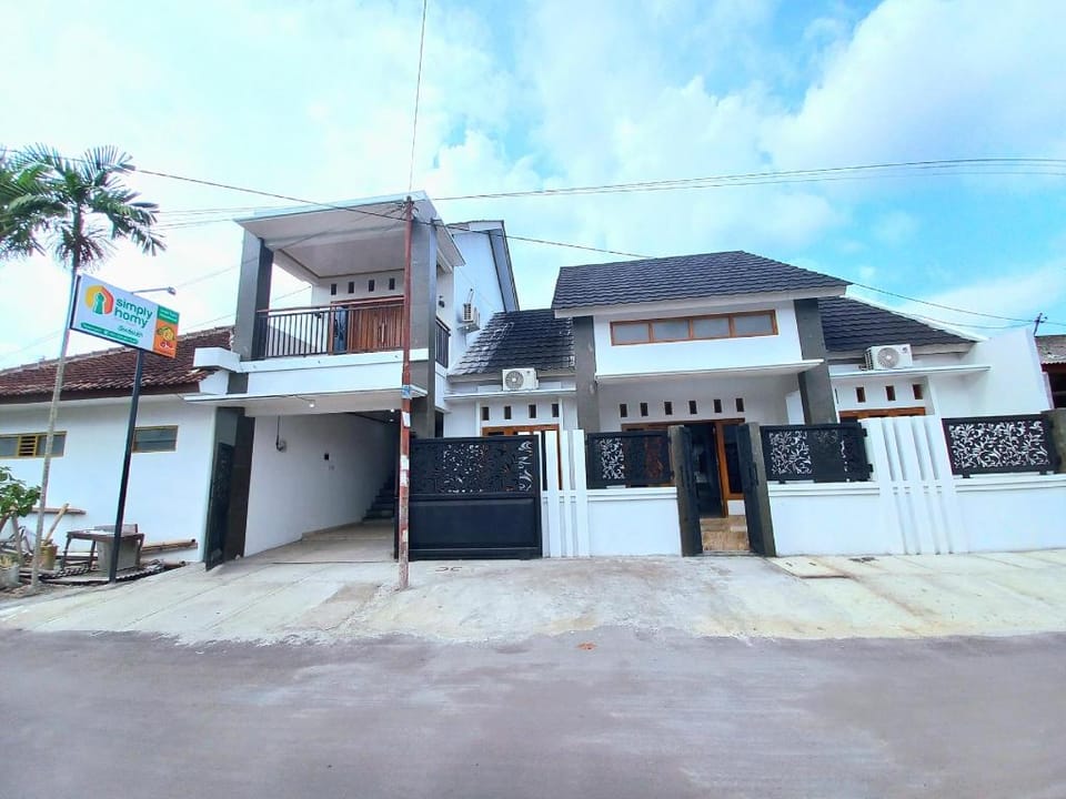Homestay Jogja Prambanan By Simply Homy Vacation rental in Special Region of Yogyakarta