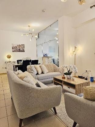 Luxury JBR Apartment 172 Apartment in Dubai