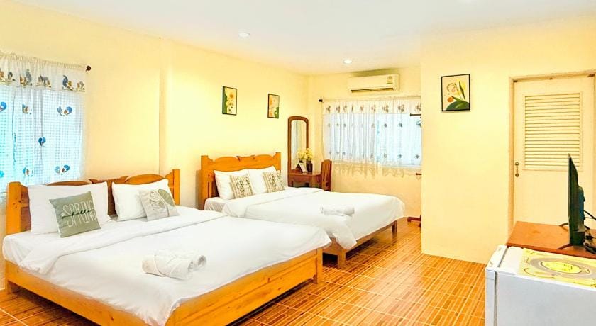 The Golden View Resort สวนผึ้ง Resort in Thailand