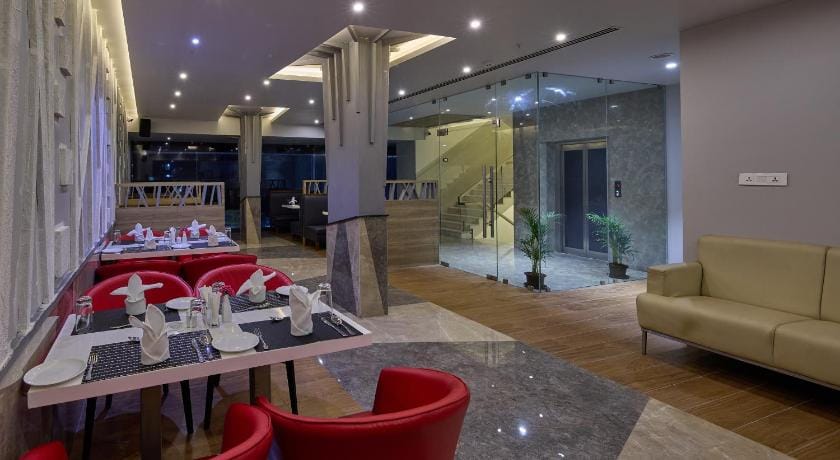 Grand Continent A Sarovar Portico Hotel Hotel in Bengaluru