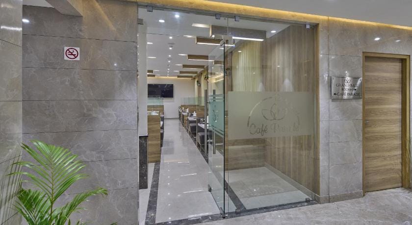 Grand Continent A Sarovar Portico Hotel Hotel in Bengaluru