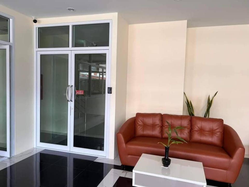Nanthiya Place Apartment in Laos
