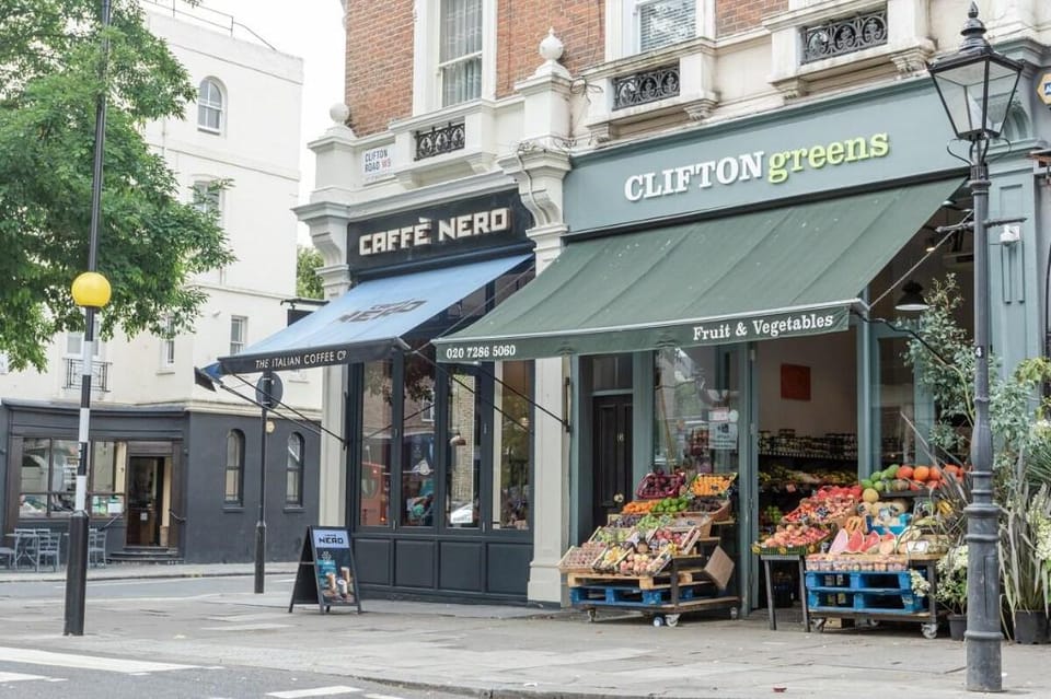 Luxury 3 Bedrooms Apartment in the ♥️ of London Vacation rental in London Borough of Hackney