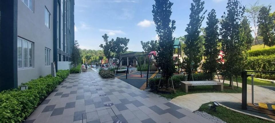 Tangerine Suite @ Near KLIA @ERL Vacation rental in Selangor, Malaysia