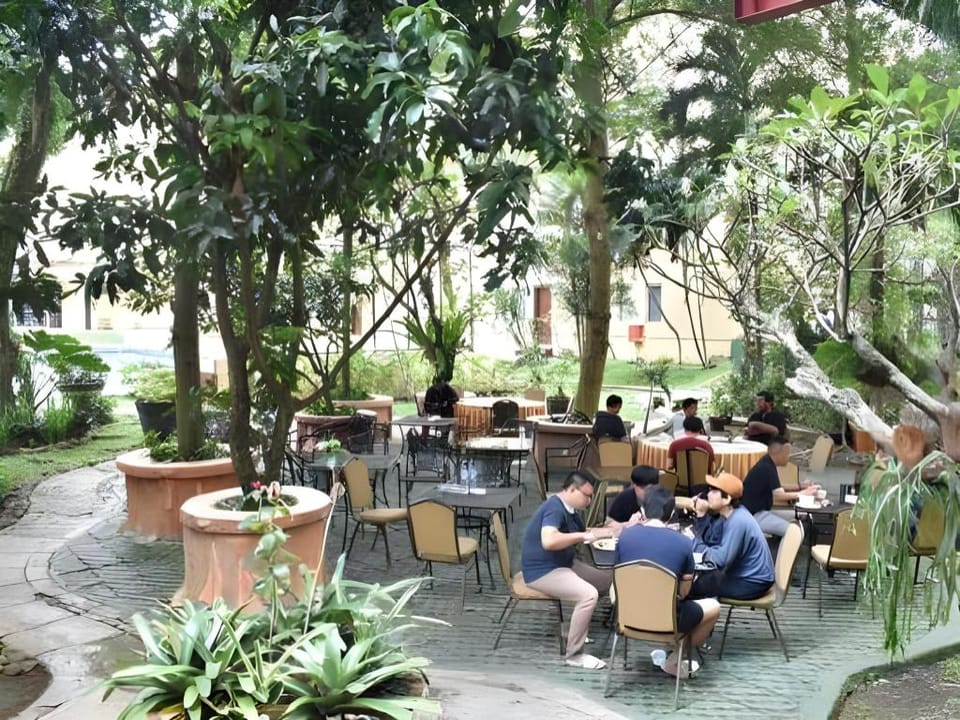 Lorin Syariah Hotel Sentul Hotel in West Java