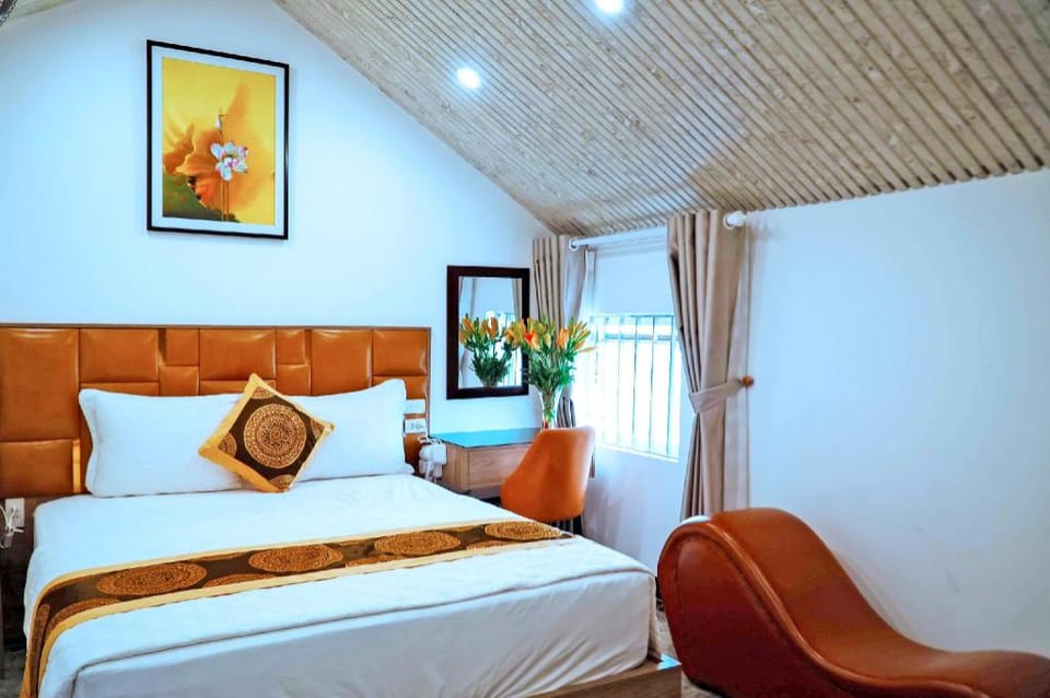 Queen hotel 2 - Van Phu Hotel in Laos