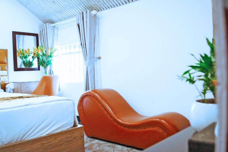 Queen hotel 2 - Van Phu Hotel in Laos