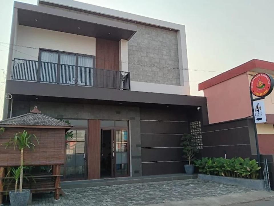 44 Guest House Syariah Bed and Breakfast in Indonesia