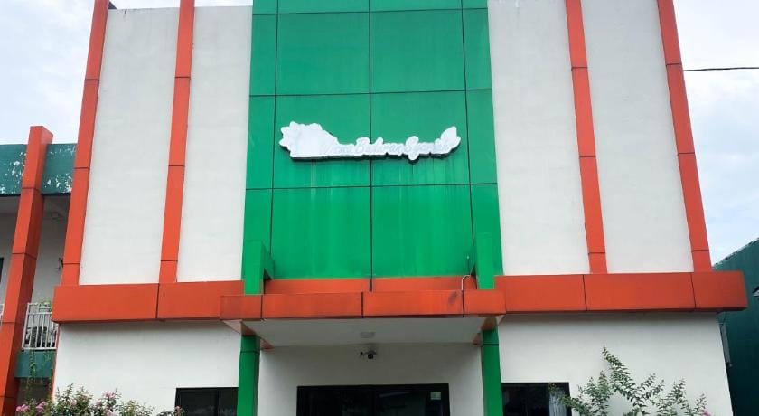 Plum Xpress Buduran Hotel in East Java
