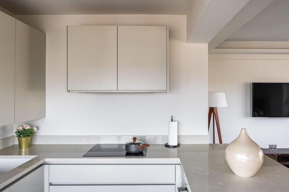 Lux Regents Park 2 bed 2 bath penthouse with AC Apartment in City of Westminster