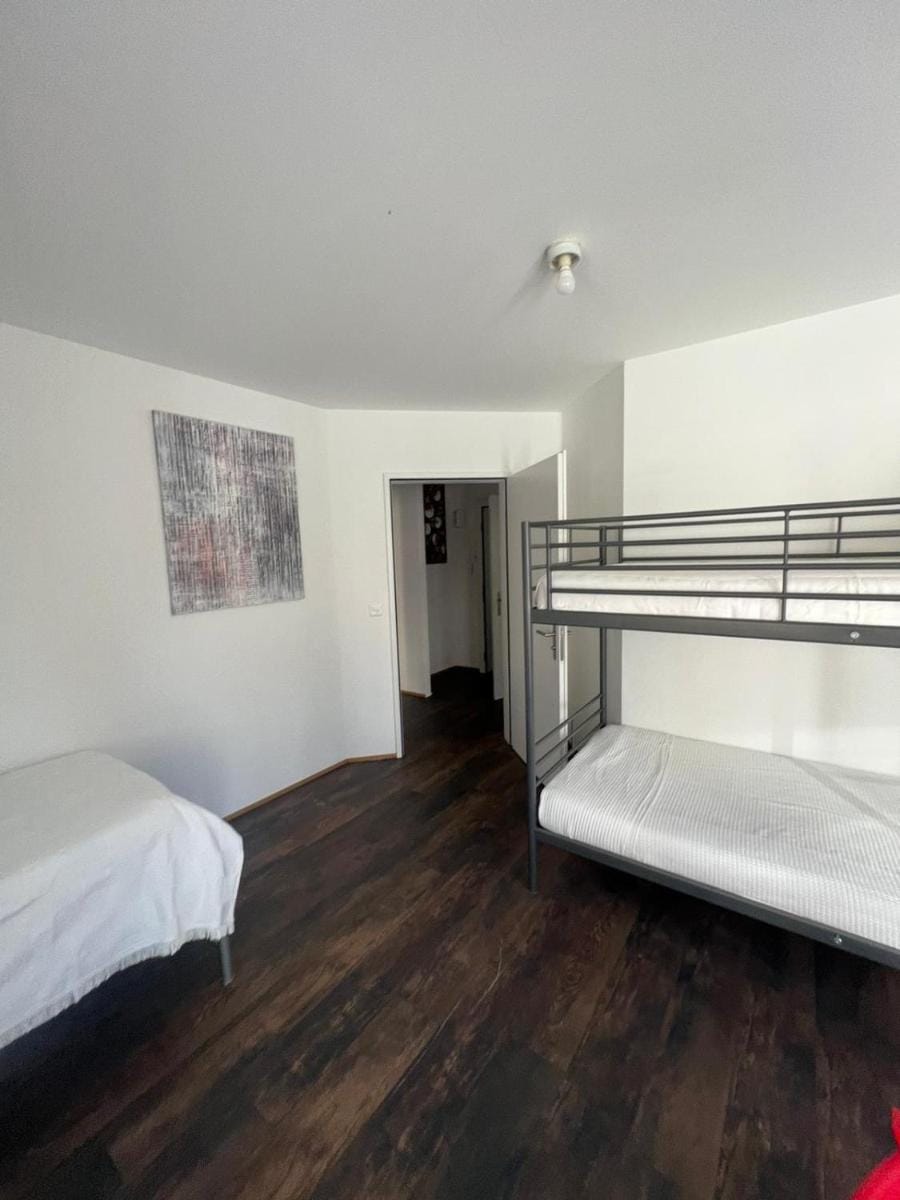 Basel-Stadt Gundeldingen Zimmer 404, Hostel in Basel